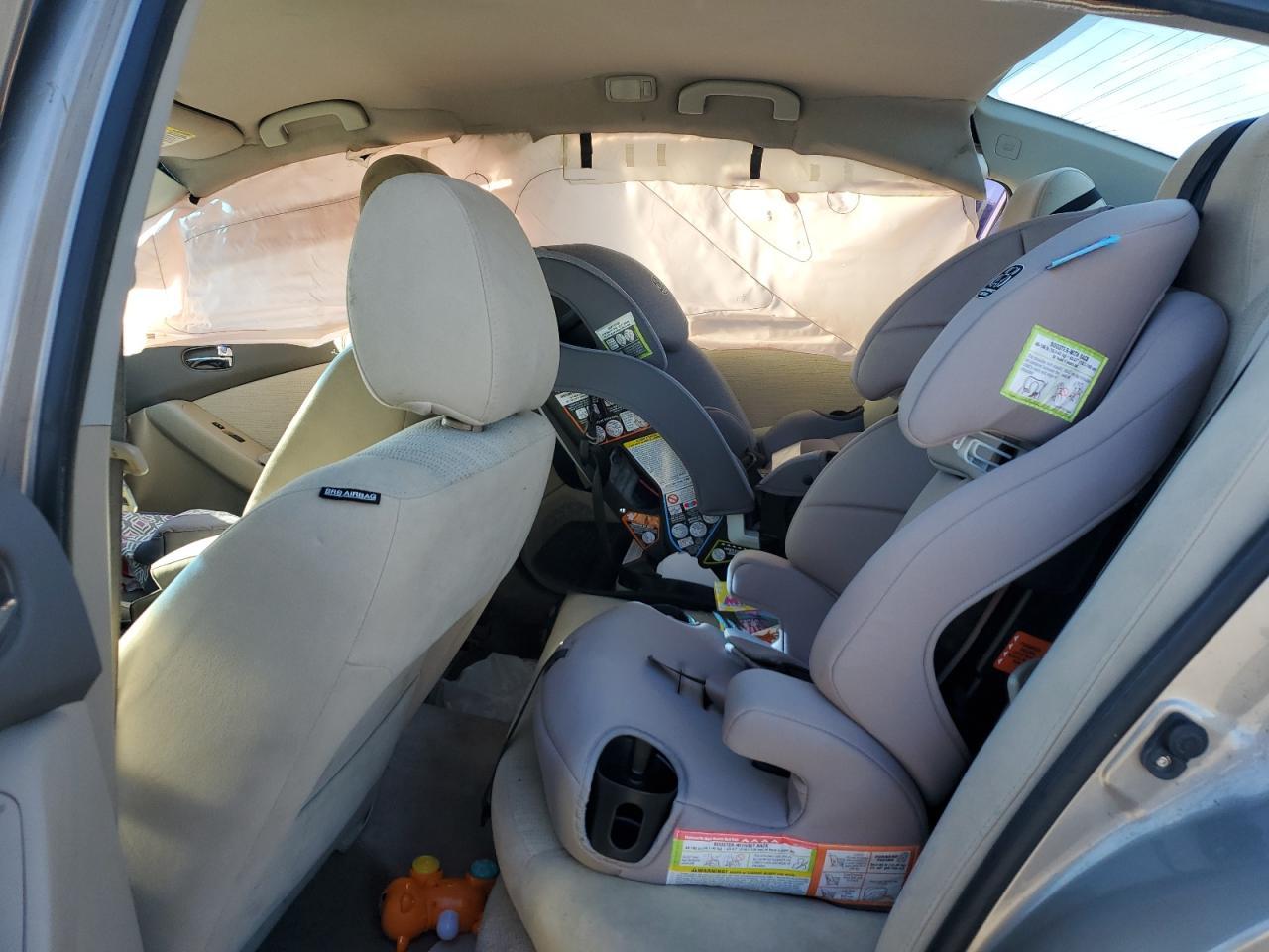 2012 NISSAN ALTIMA
