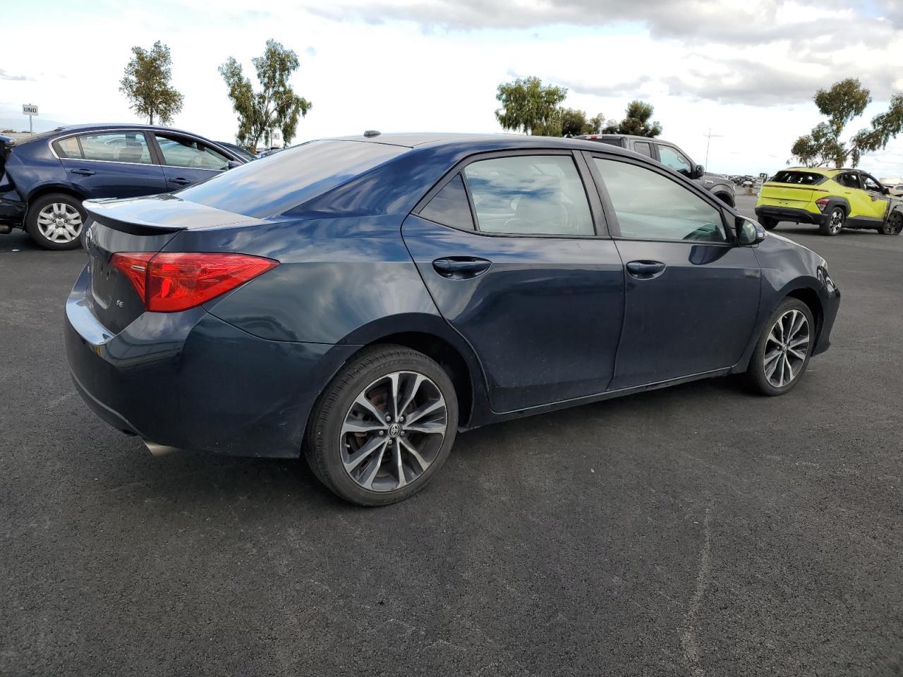 2017 TOYOTA COROLLA