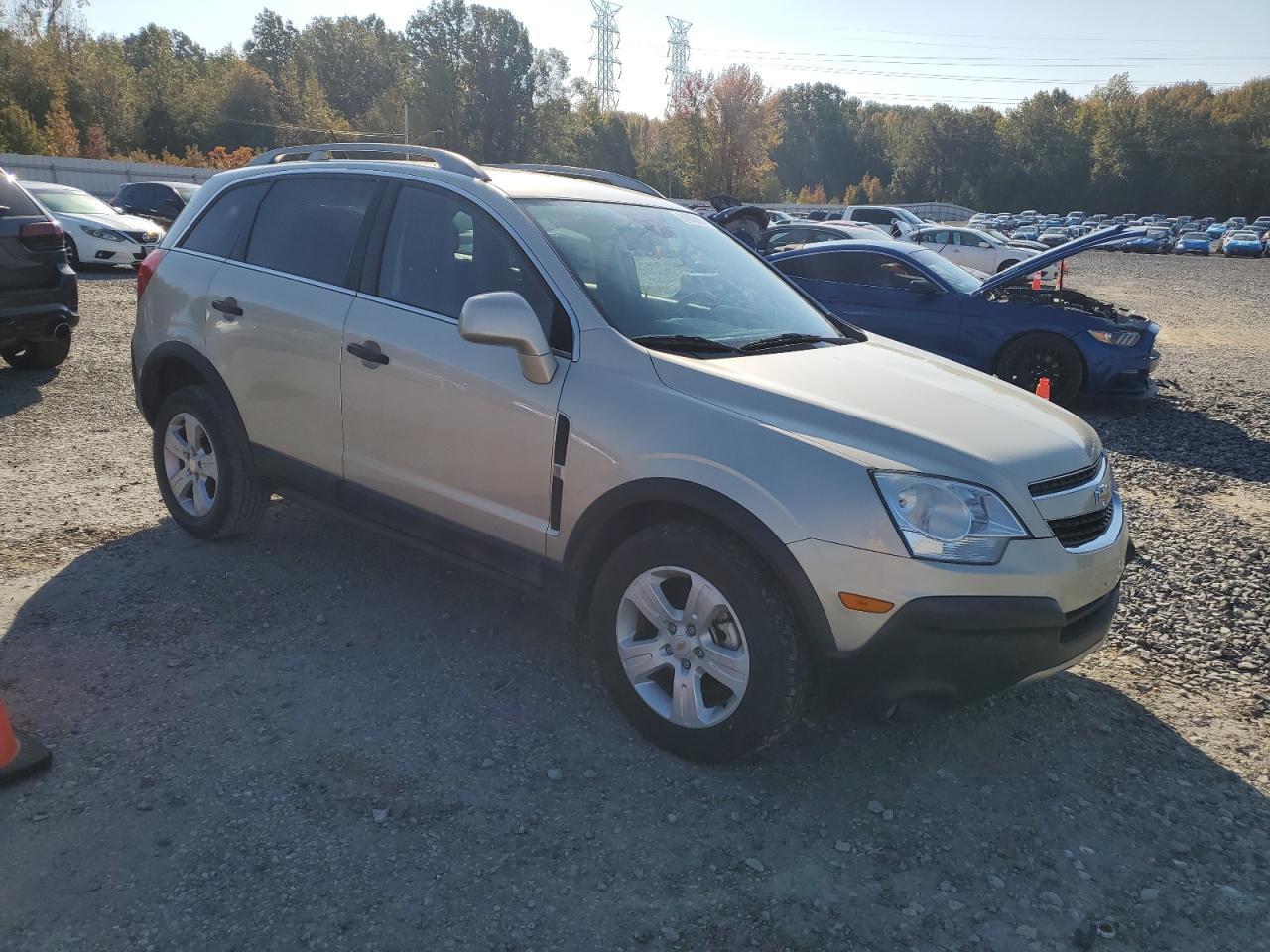 2014 CHEVROLET Captiva