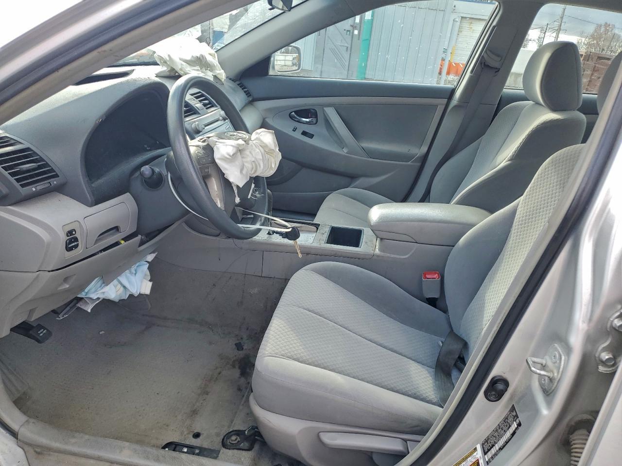 2009 TOYOTA CAMRY