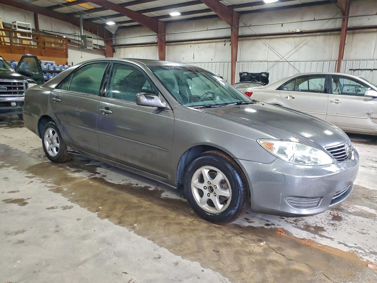 2005 TOYOTA CAMRY