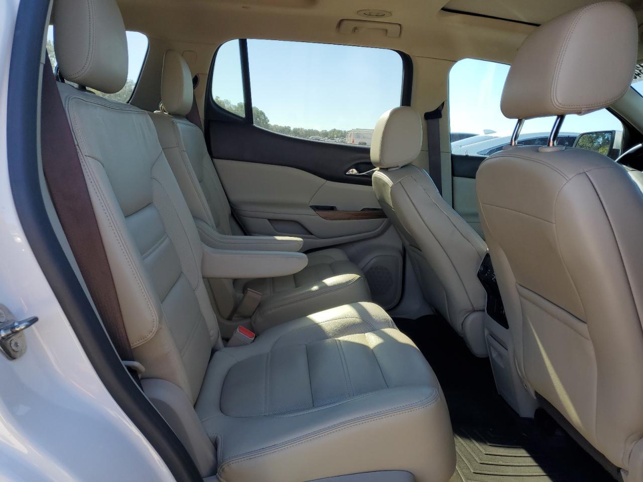 2017 GMC ACADIA
