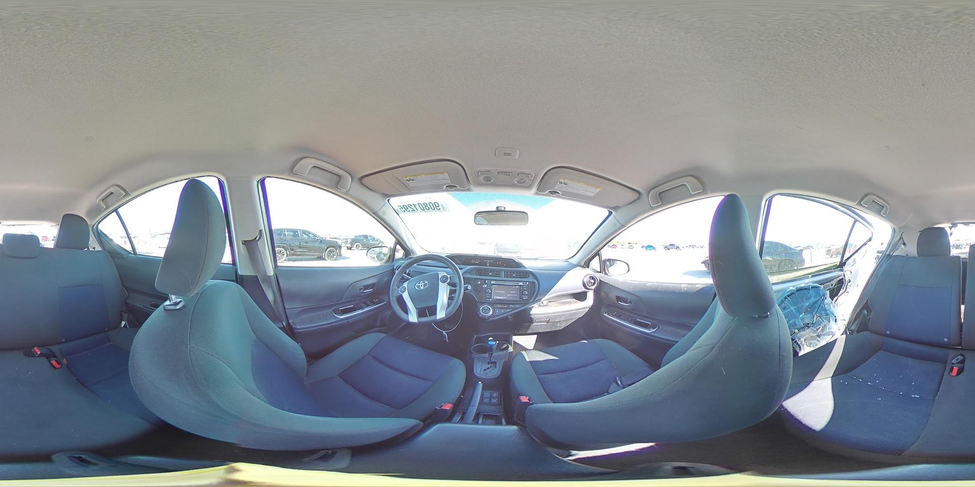 2015 TOYOTA Prius c