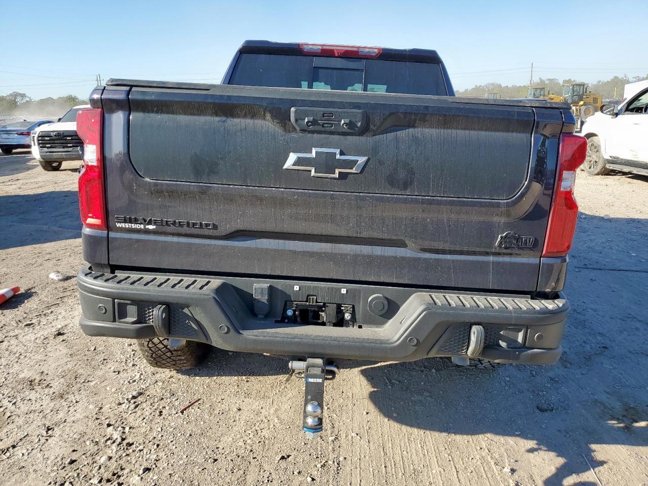 2024 CHEVROLET Silverado