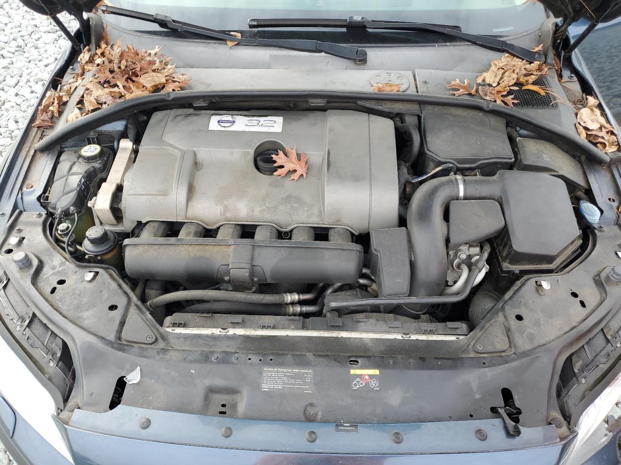 2008 VOLVO XC70