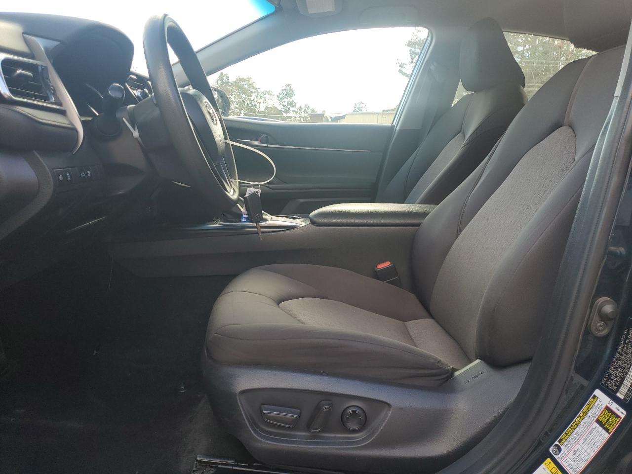 2018 TOYOTA CAMRY