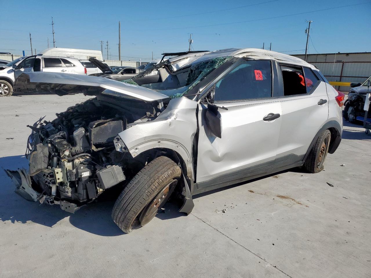 2019 NISSAN KICKS