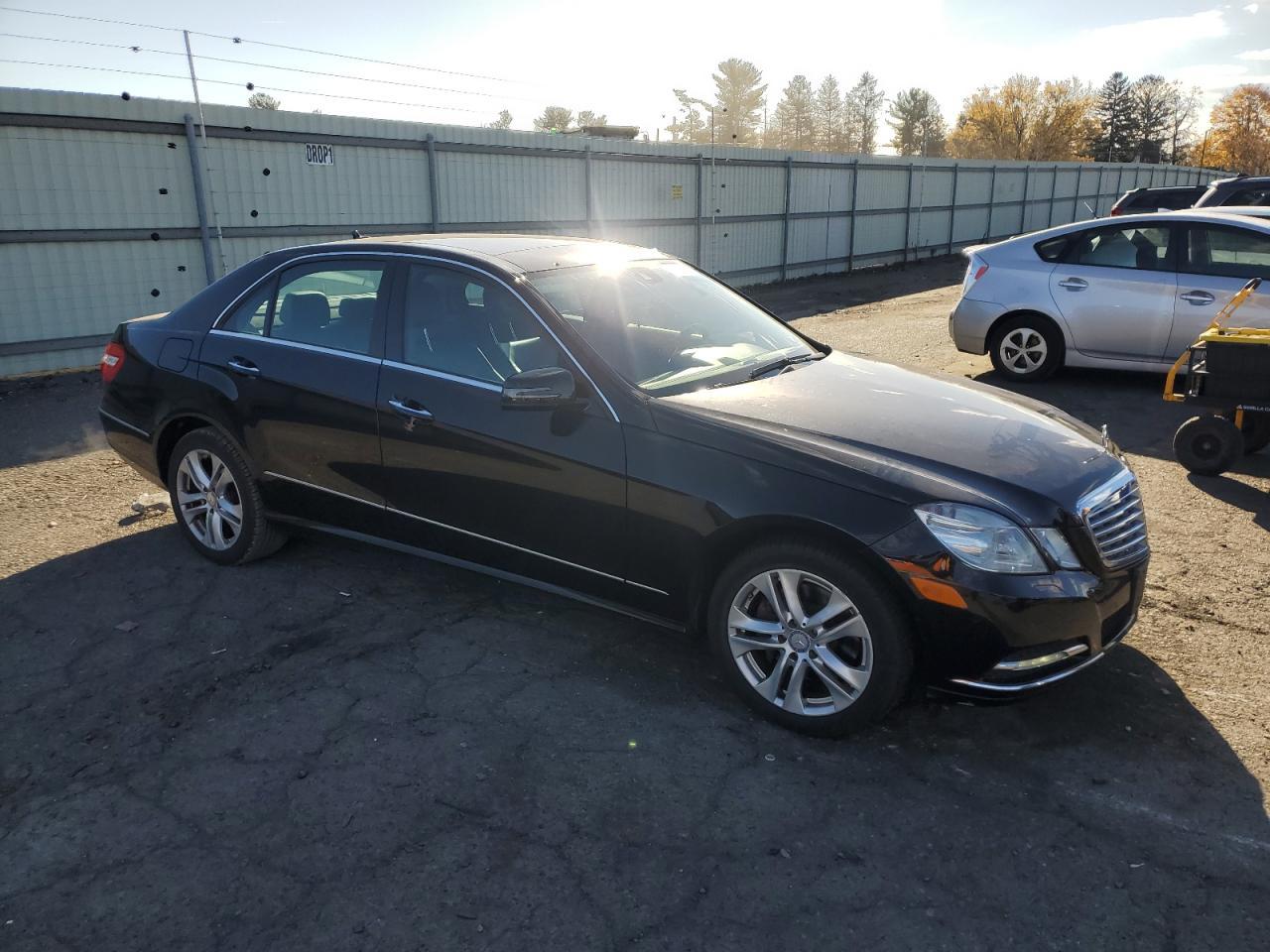 2011 MERCEDES-BENZ E-Class