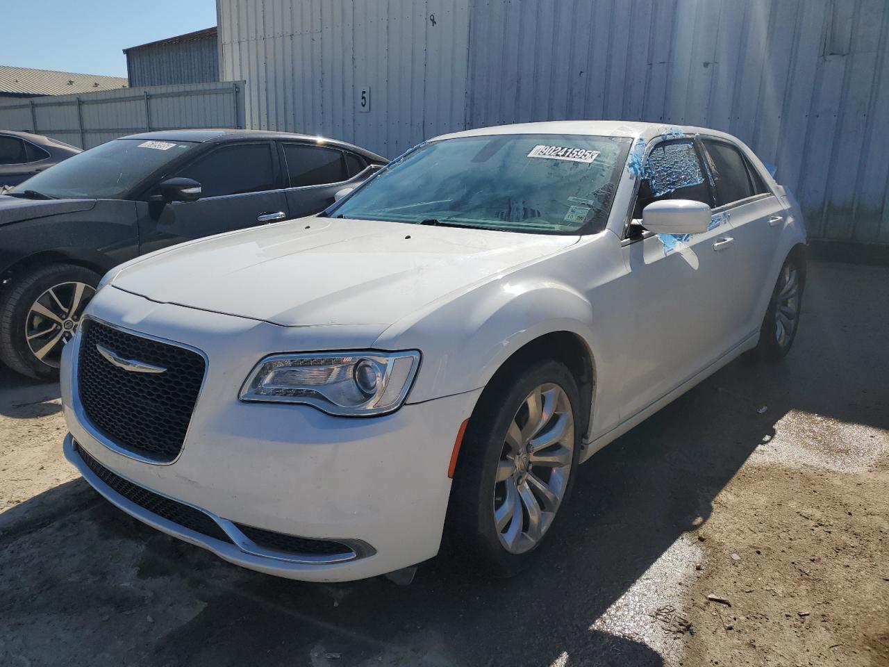 2016 CHRYSLER 300