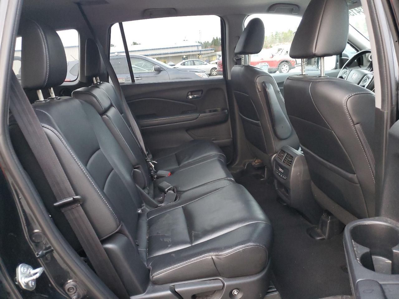 2016 HONDA PILOT