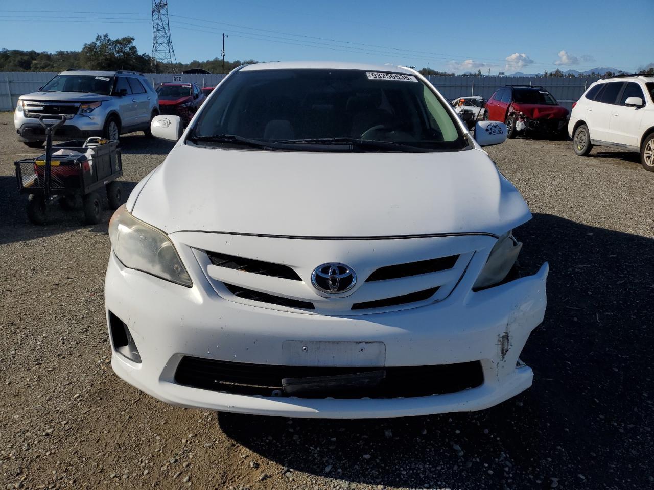 2011 TOYOTA COROLLA
