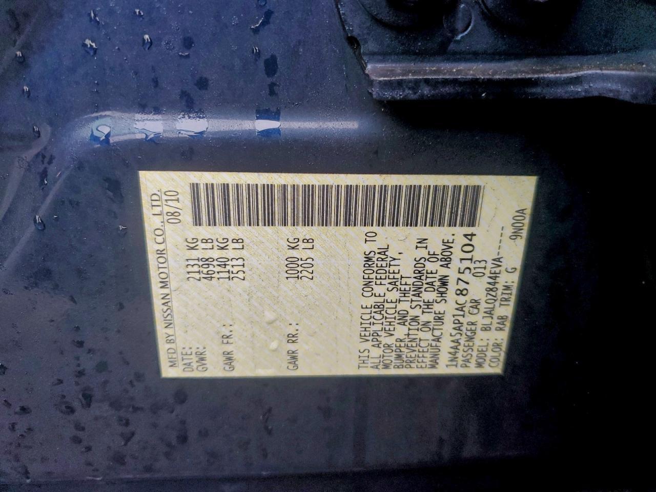 2010 NISSAN Maxima