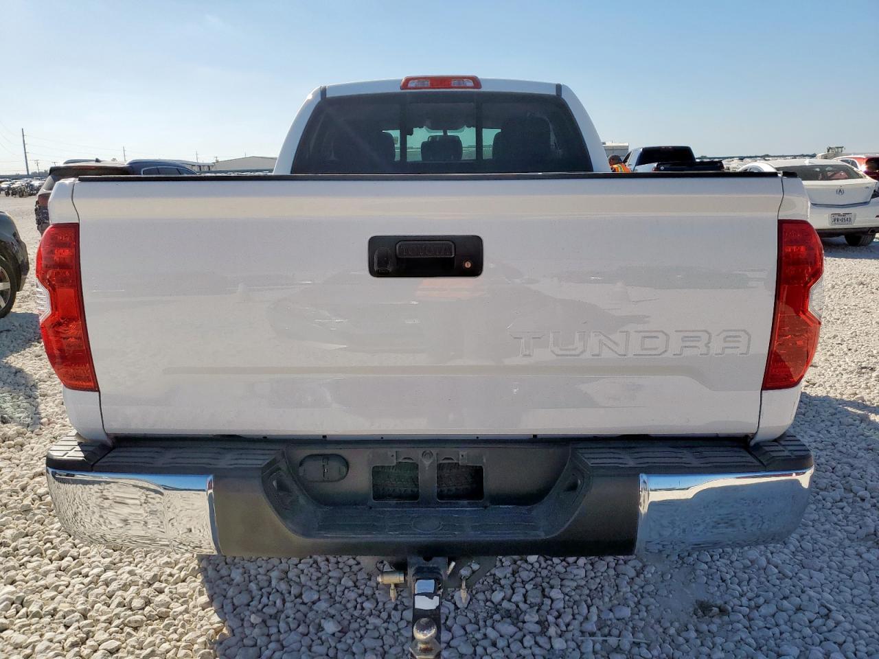 2016 TOYOTA TUNDRA