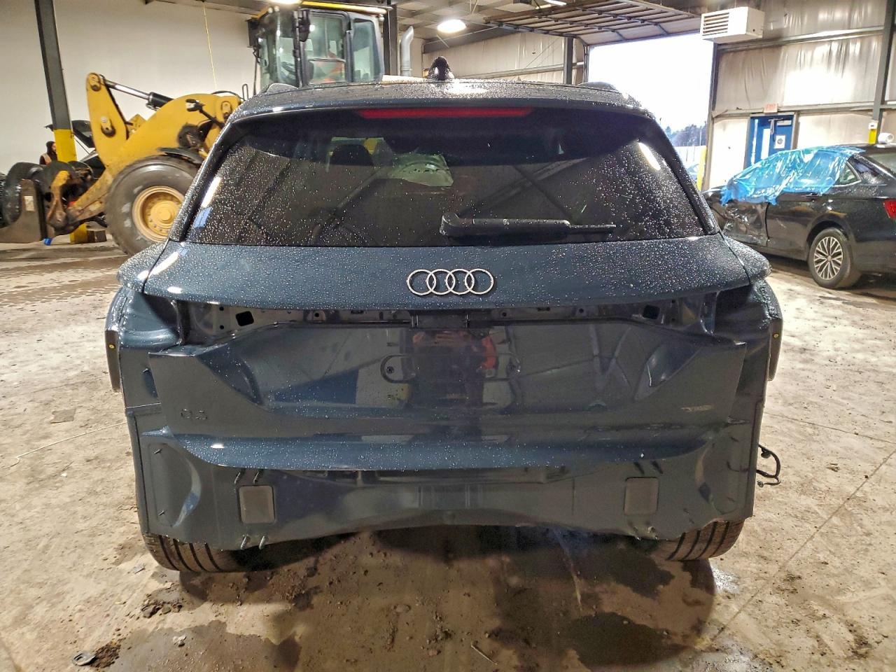 2025 AUDI Q6 e-tron