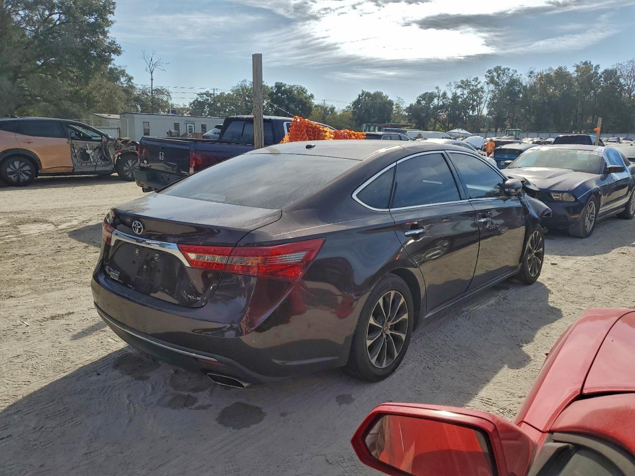 2016 TOYOTA Avalon