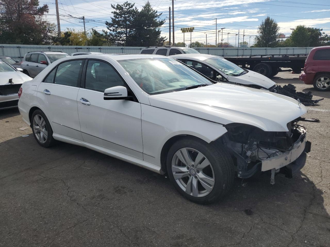 2013 MERCEDES-BENZ E-Class