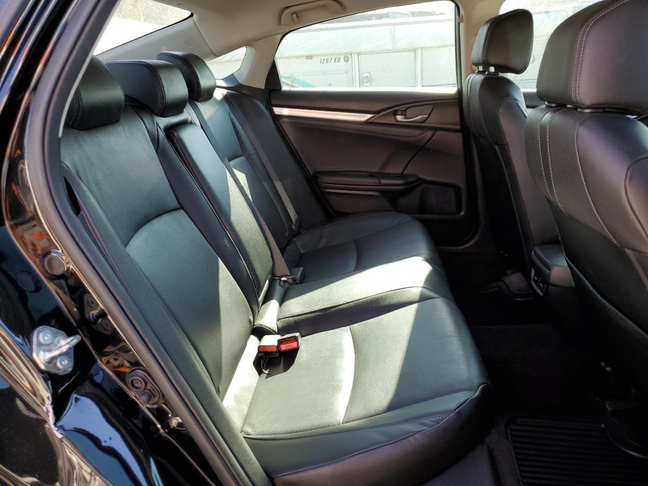 2016 HONDA CIVIC