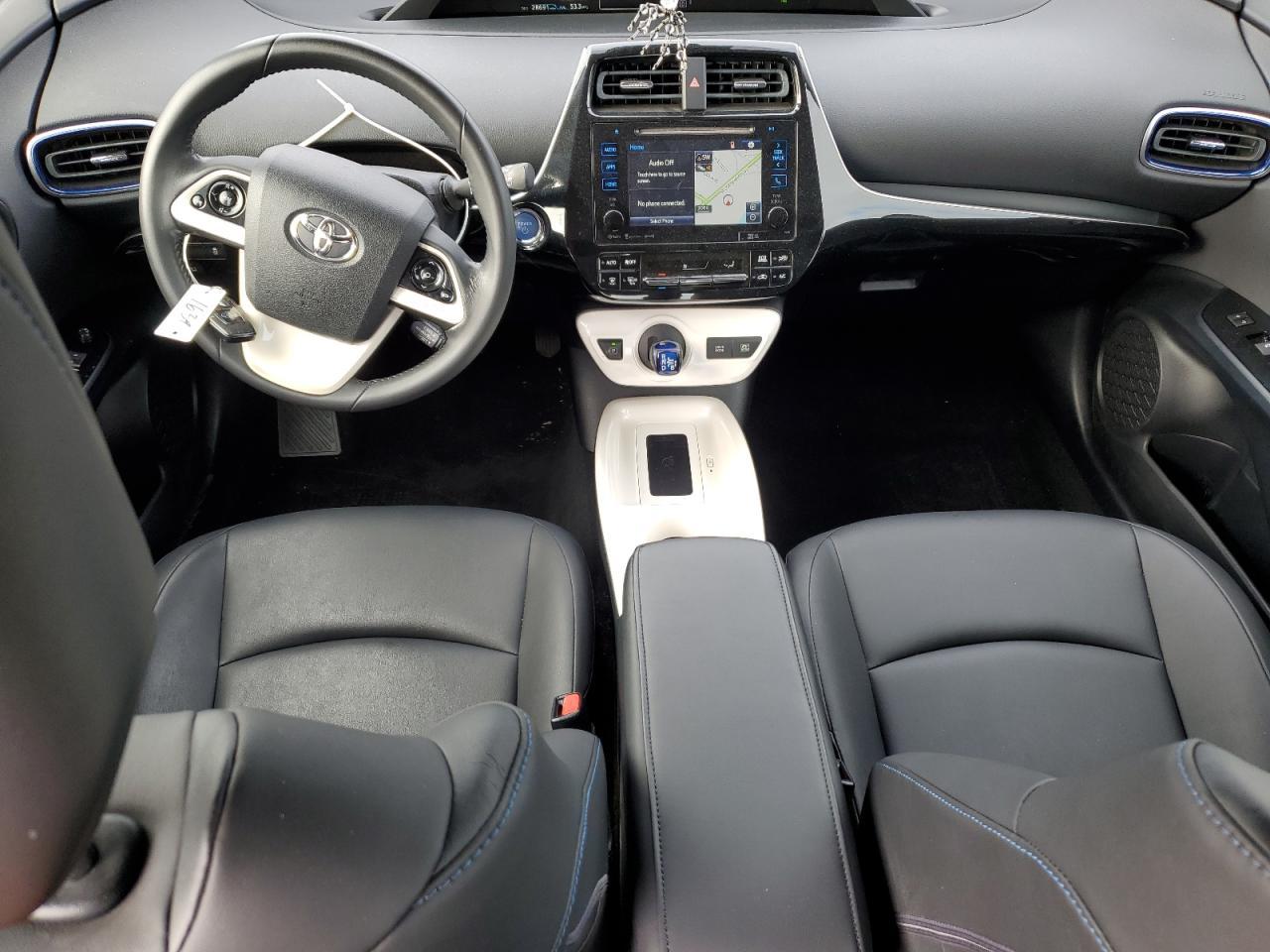 2016 TOYOTA PRIUS