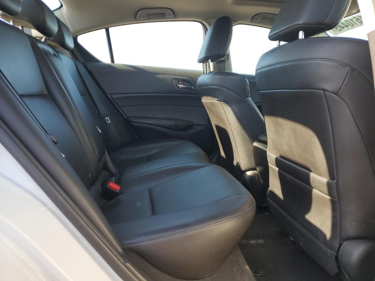 2016 ACURA ILX