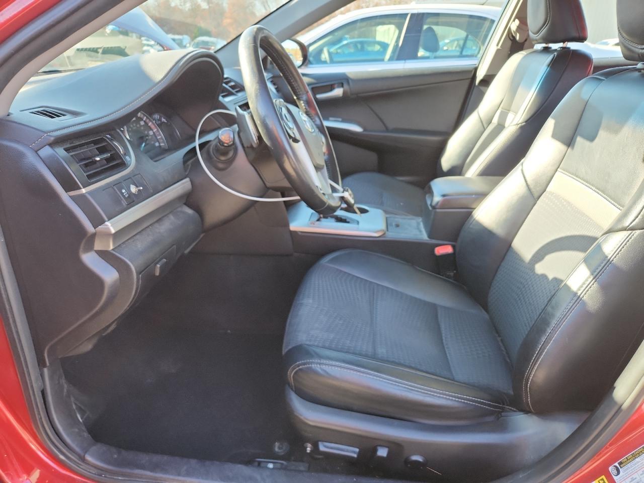 2014 TOYOTA CAMRY