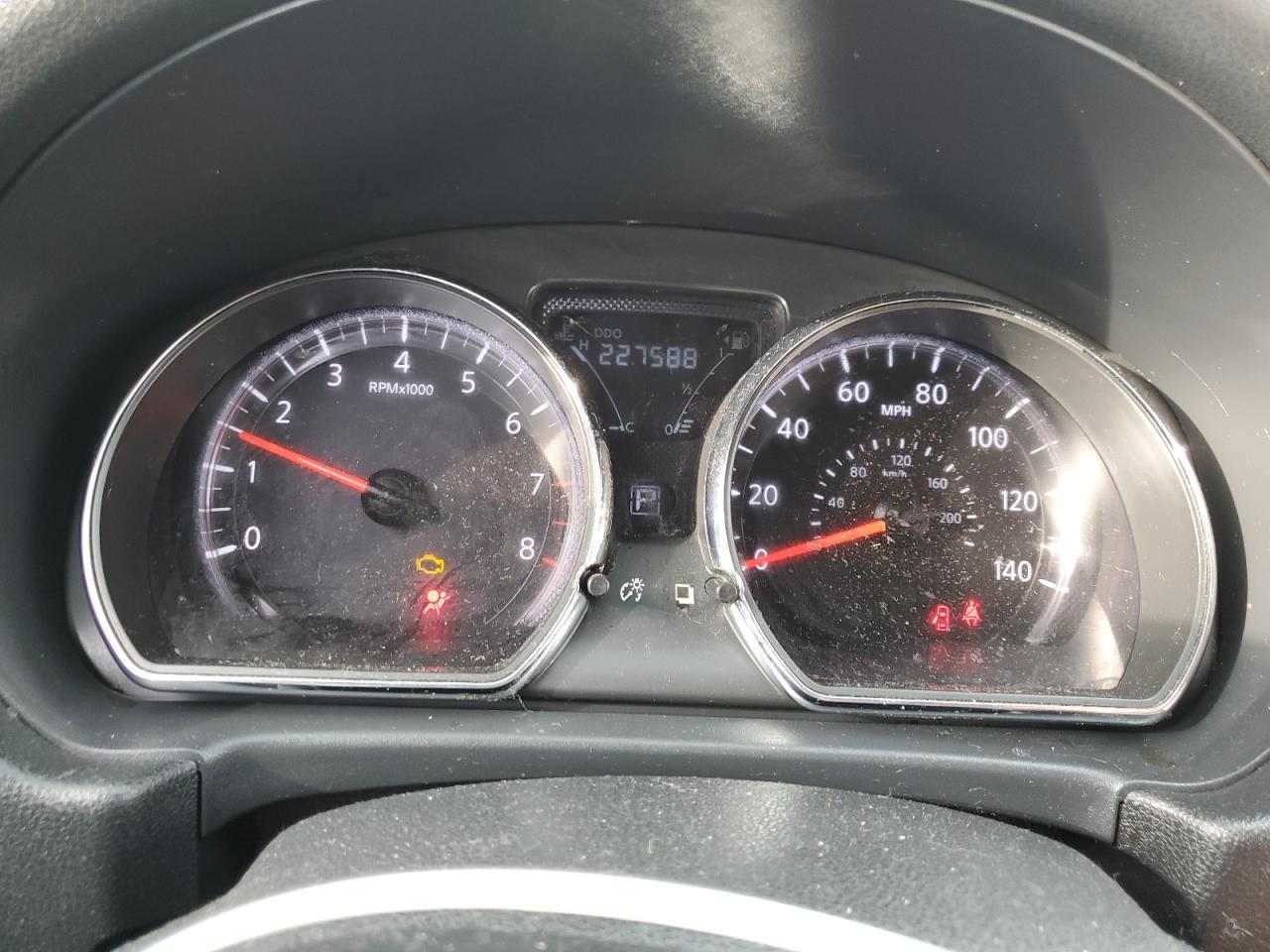 2017 NISSAN VERSA