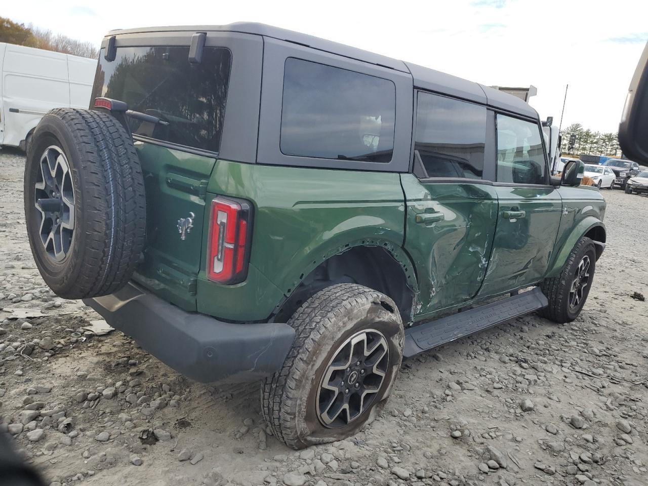 2024 FORD Bronco