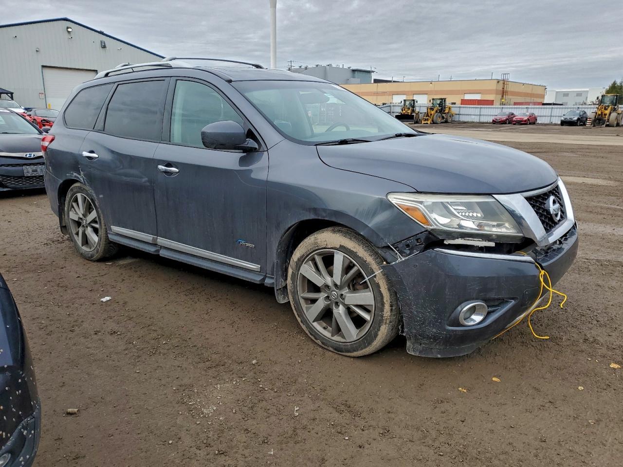 2014 NISSAN PATHFINDER