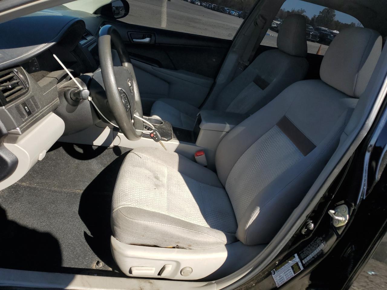 2014 TOYOTA CAMRY