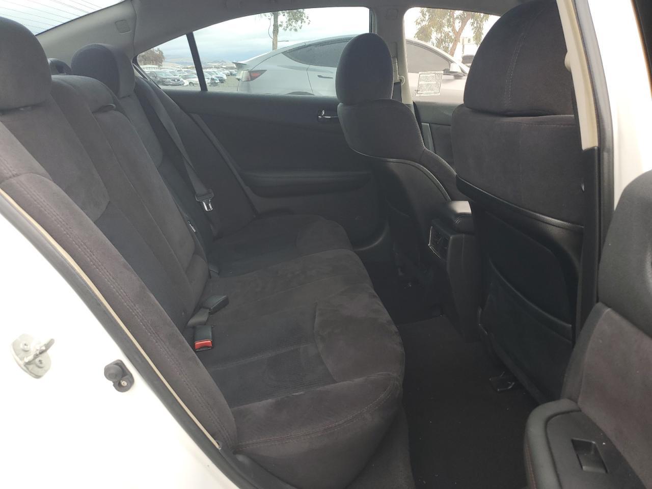 2011 NISSAN Maxima