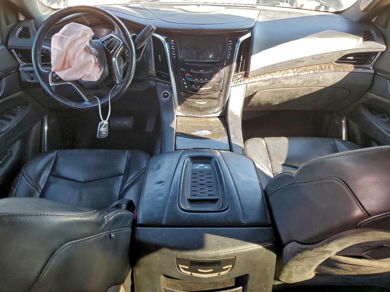 2016 CADILLAC ESCALADE