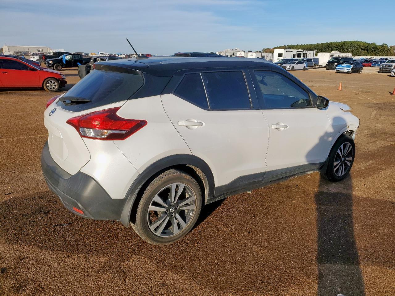 2018 NISSAN KICKS