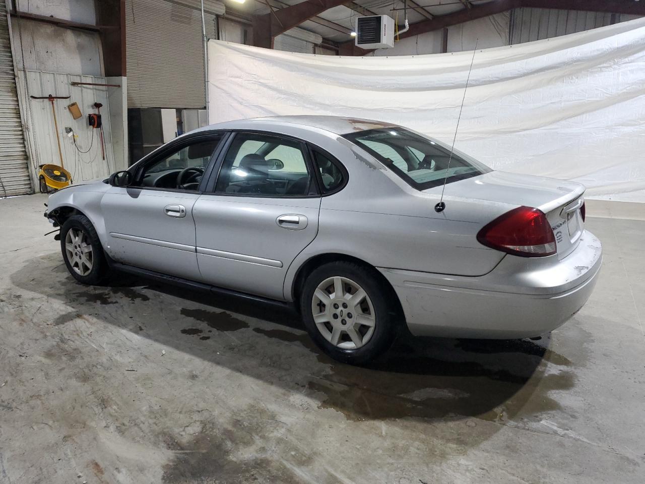 2006 FORD Taurus