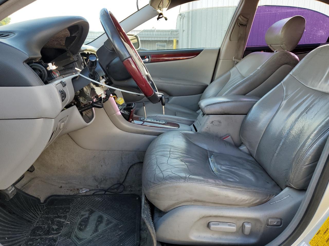 2002 LEXUS Es 300