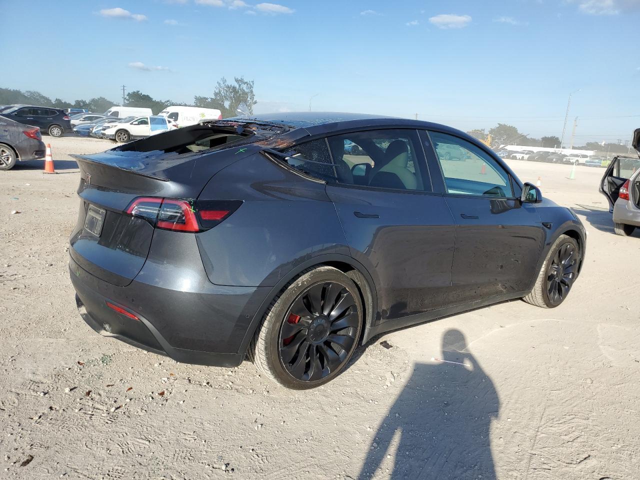 2022 TESLA MODEL Y
