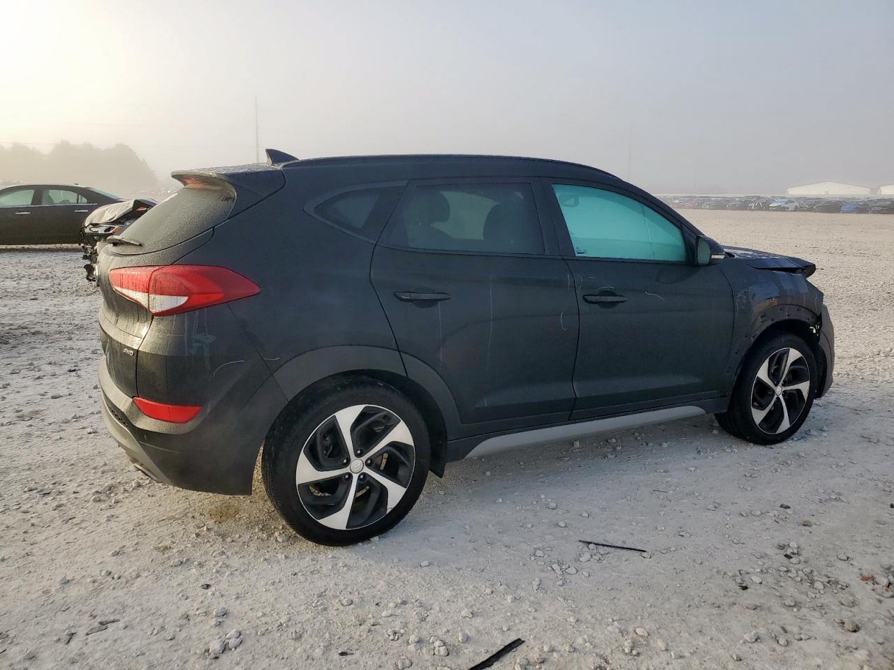 2018 HYUNDAI TUCSON
