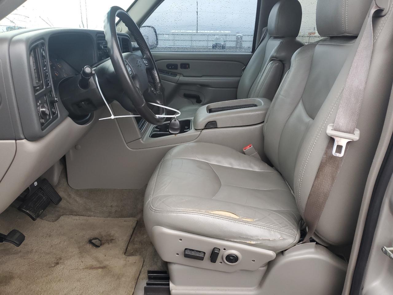 2003 CHEVROLET Tahoe