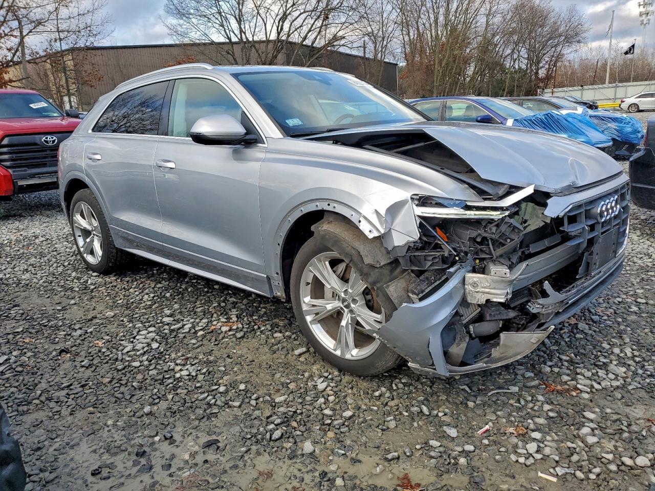 2019 AUDI Q8