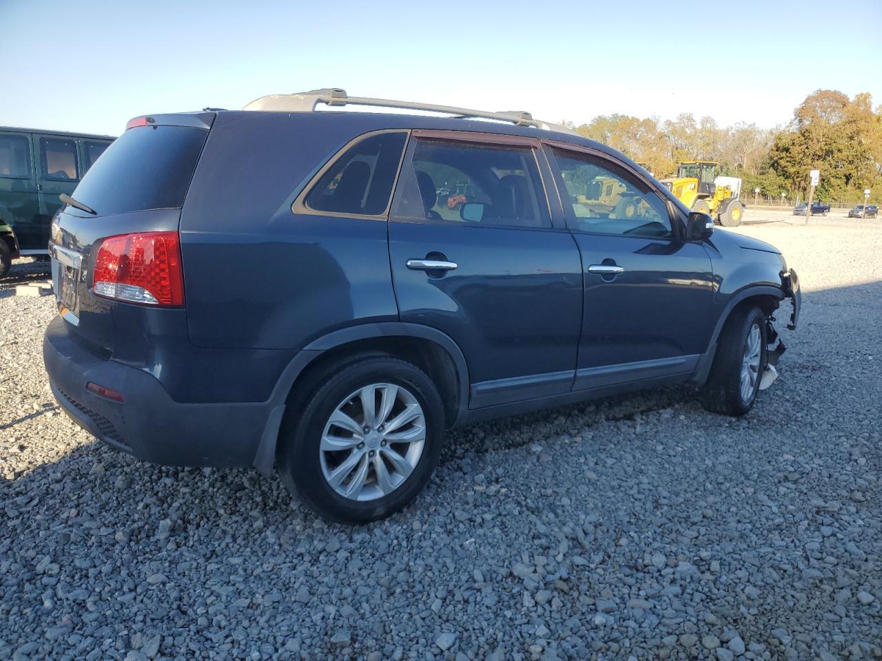 2011 KIA SORENTO