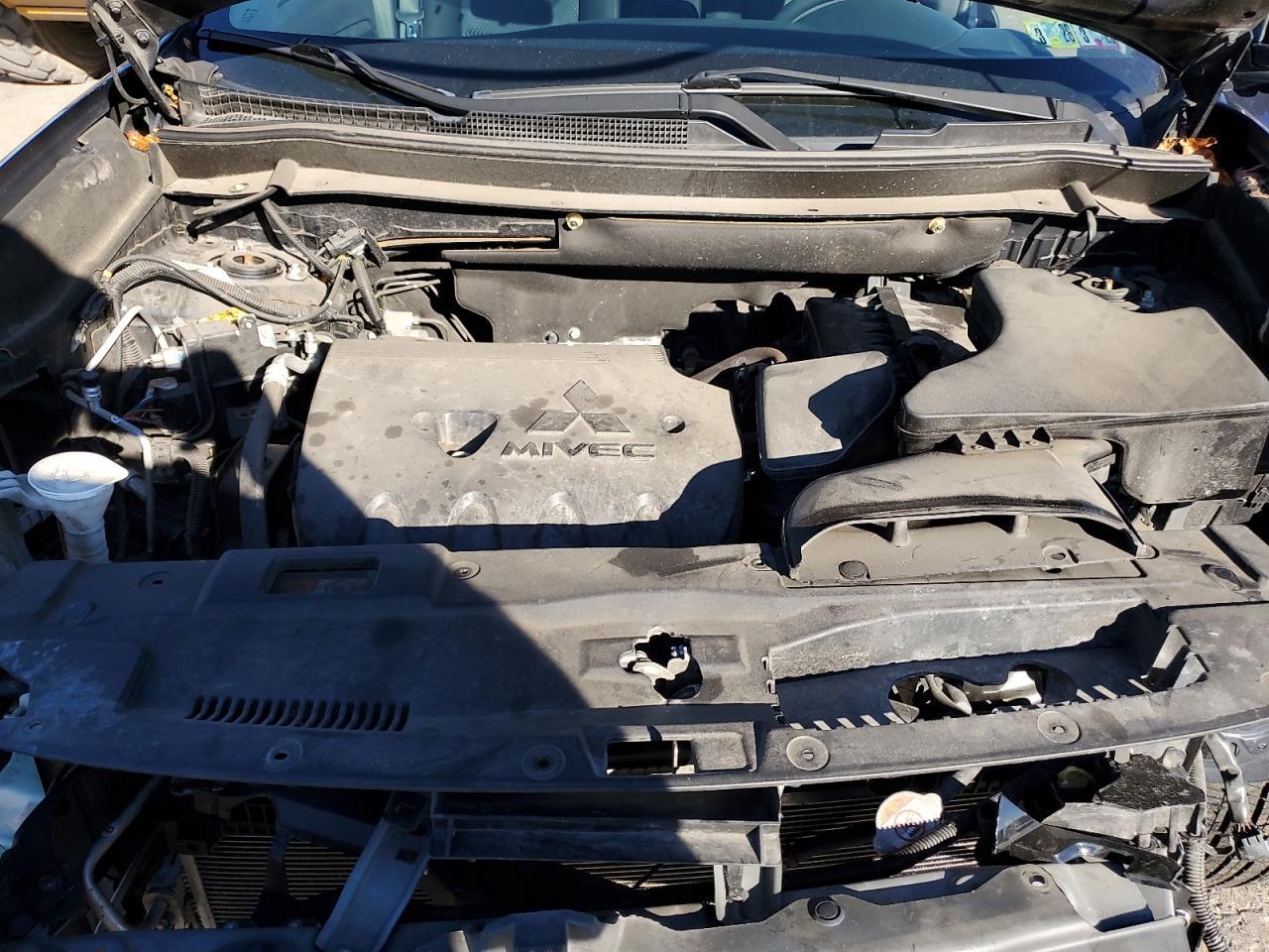 2018 MITSUBISHI outlander