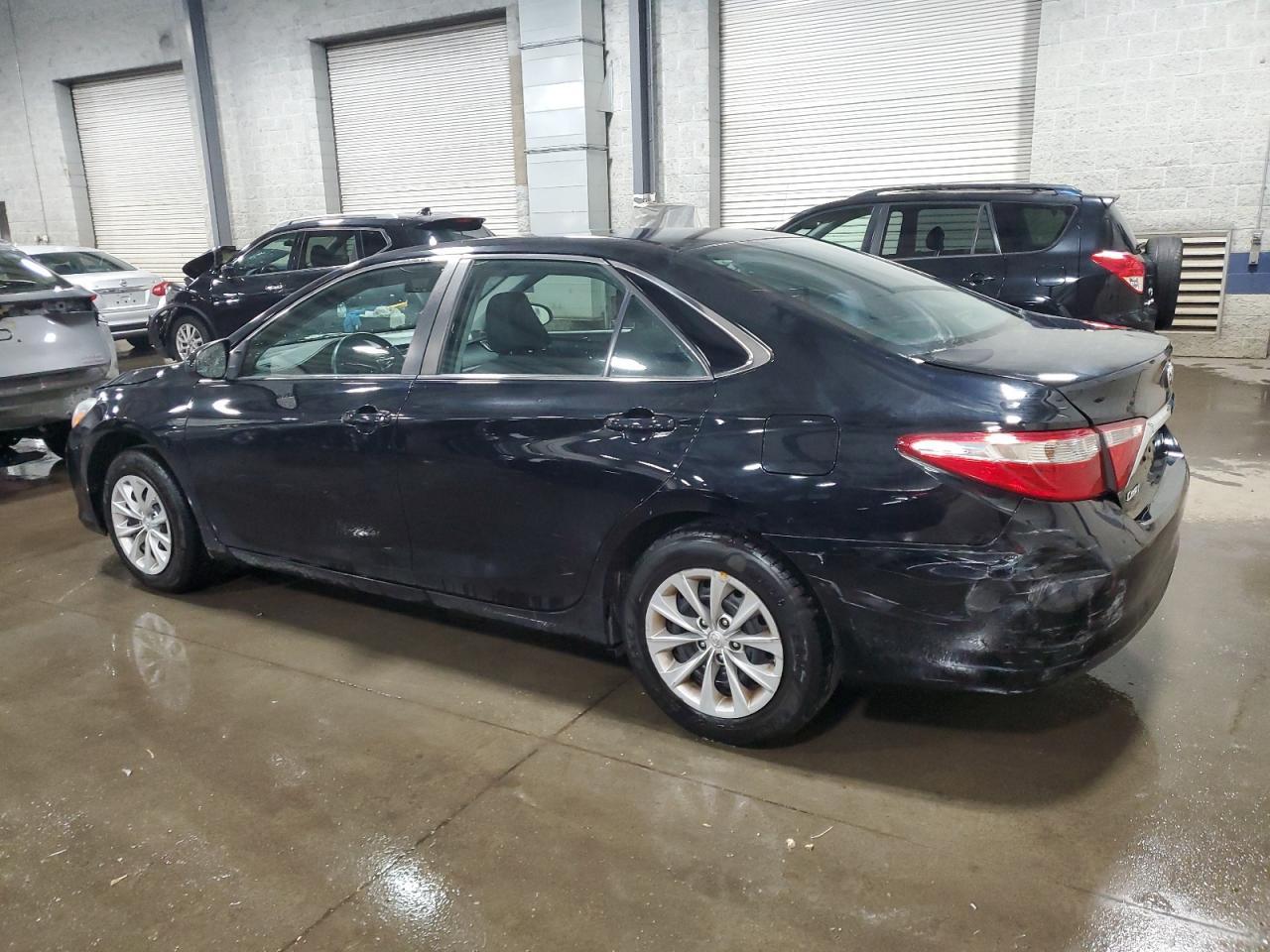 2017 TOYOTA CAMRY