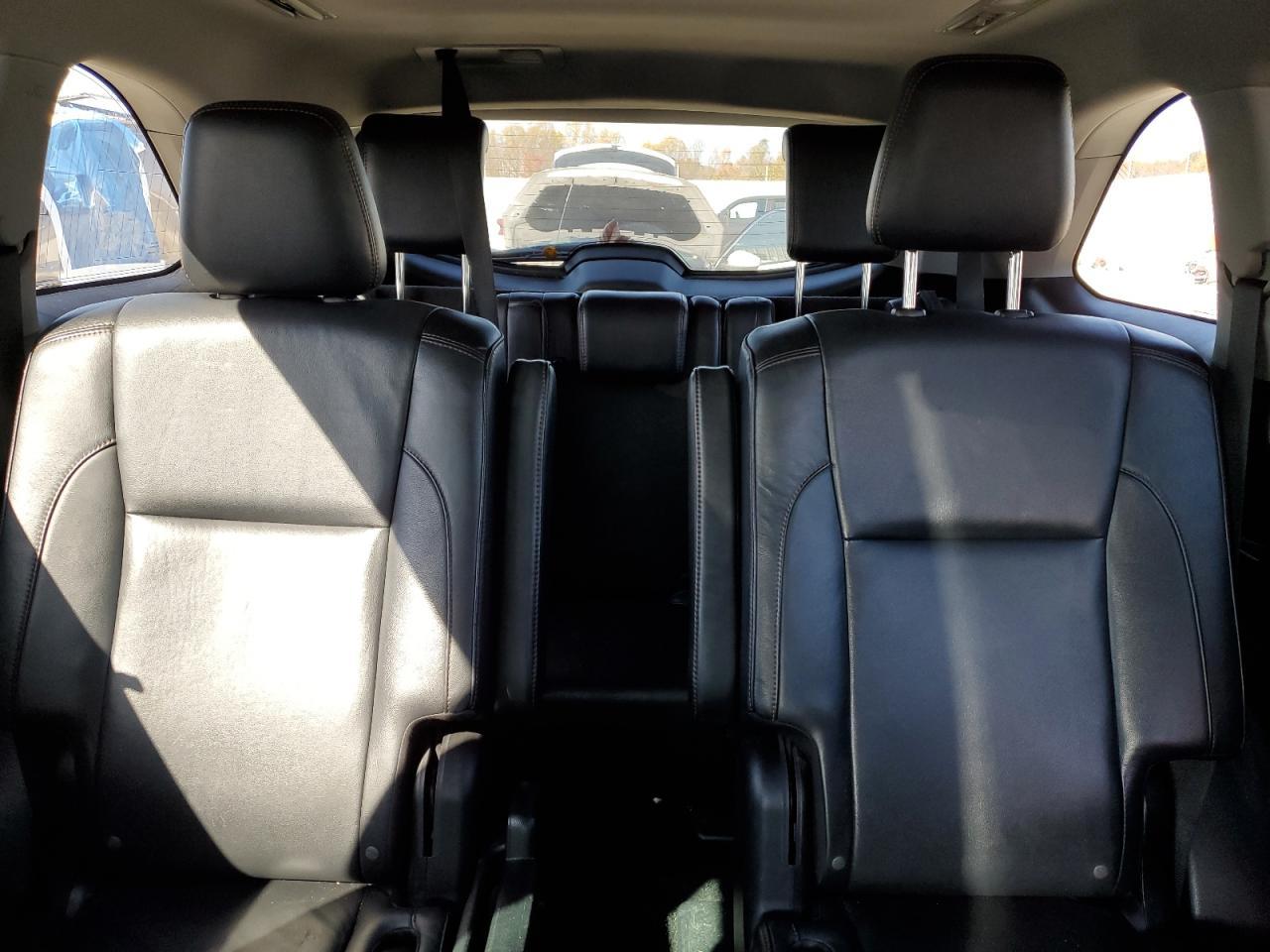 2016 TOYOTA HIGHLANDER