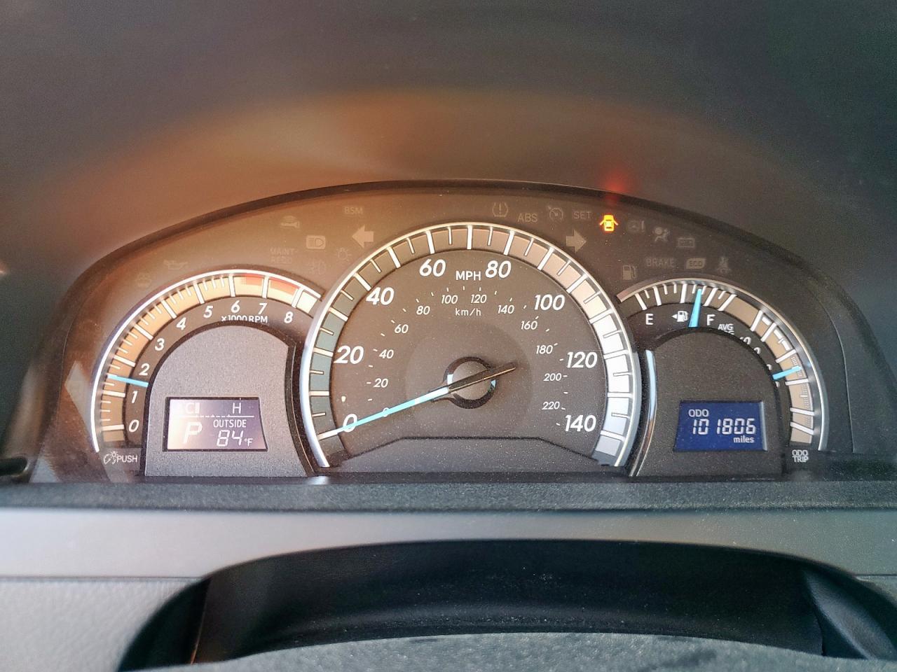 2014 TOYOTA CAMRY