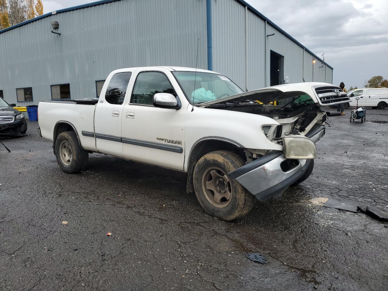 2000 TOYOTA TUNDRA
