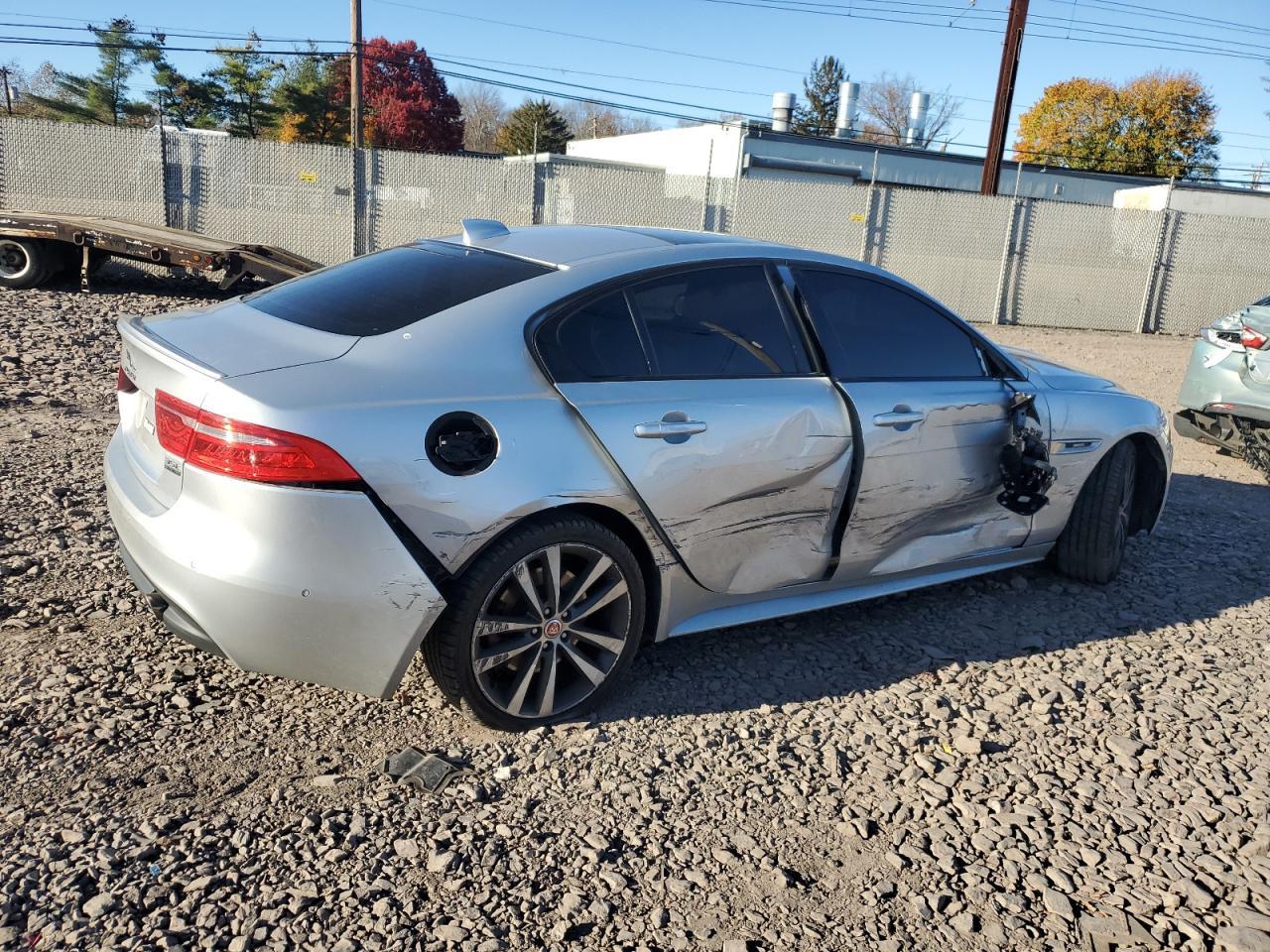 2017 JAGUAR XE