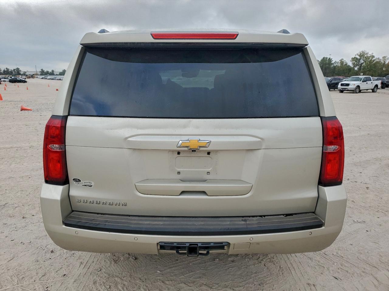2015 CHEVROLET Suburban