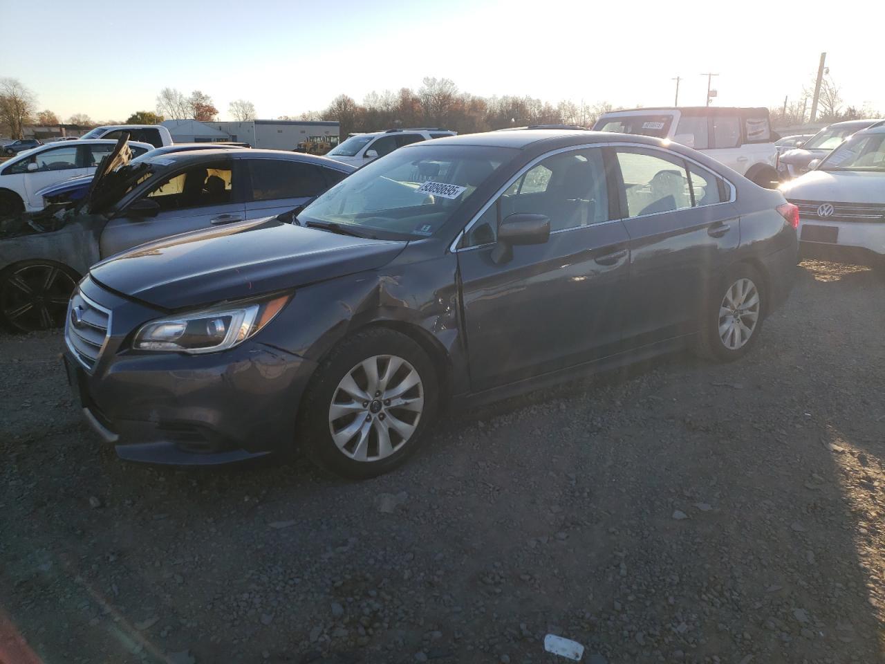 2017 SUBARU Legacy