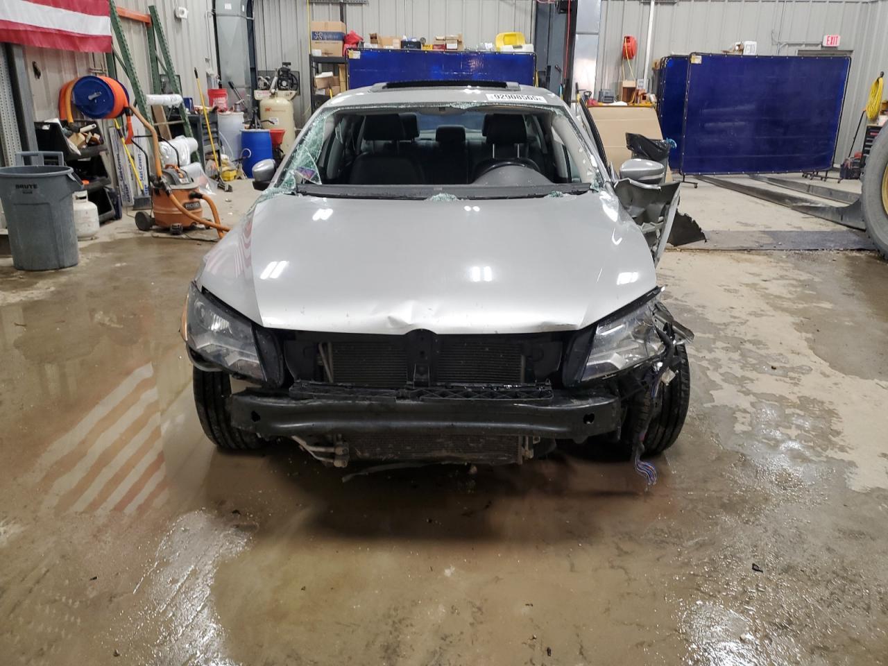 2014 VOLKSWAGEN Passat