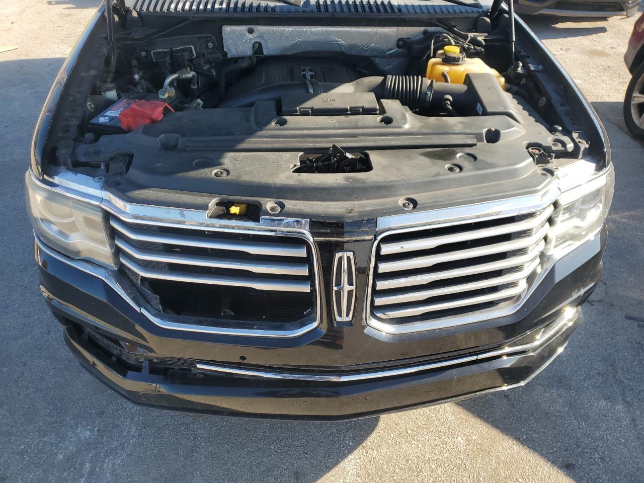 2016 LINCOLN Navigator