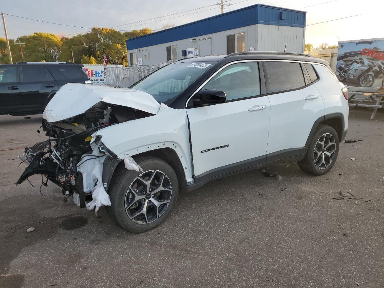 2025 JEEP Compass