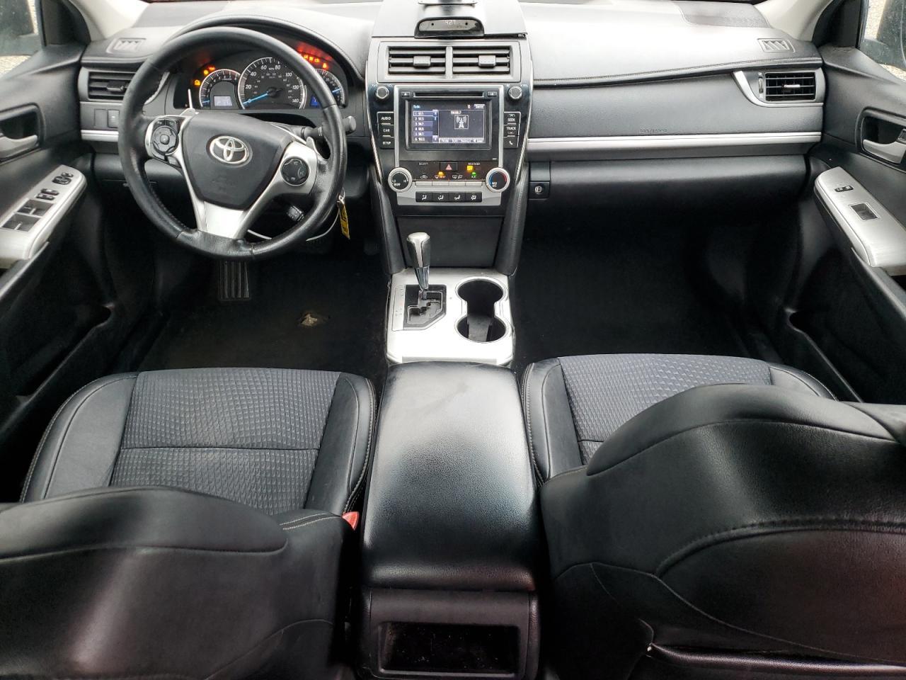 2014 TOYOTA CAMRY